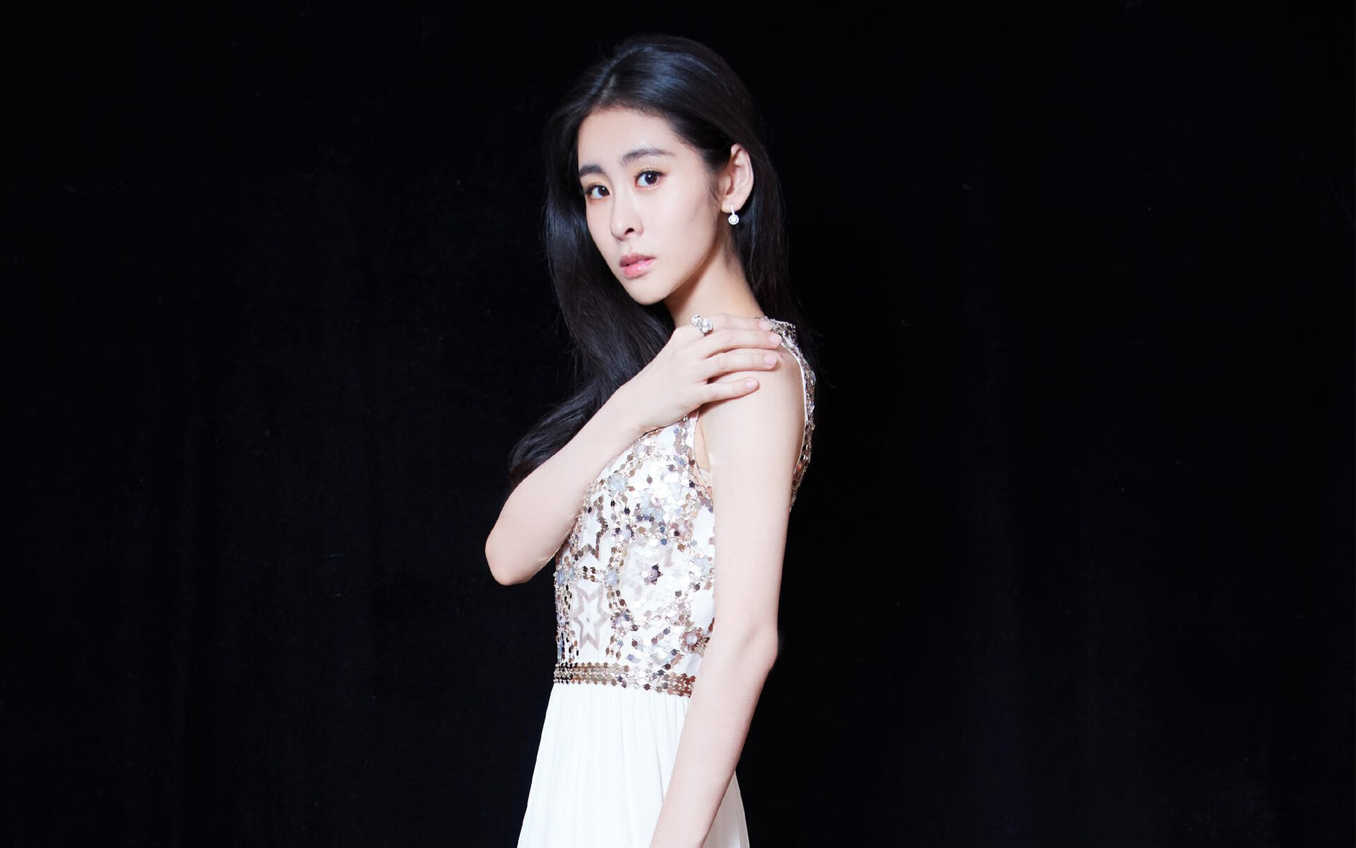 北京国安前锋状态神勇,连续进球助球队获胜,北京国安前锋是谁