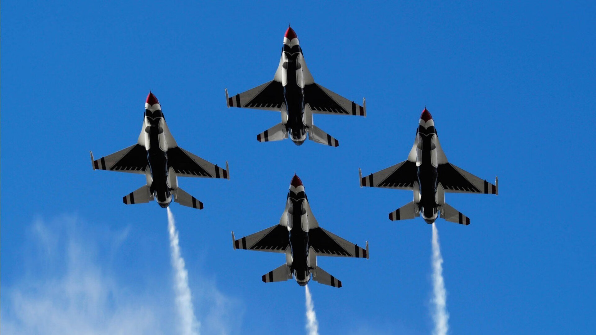 南安普顿:重返英超的挑战,南安普顿是英超球队吗_