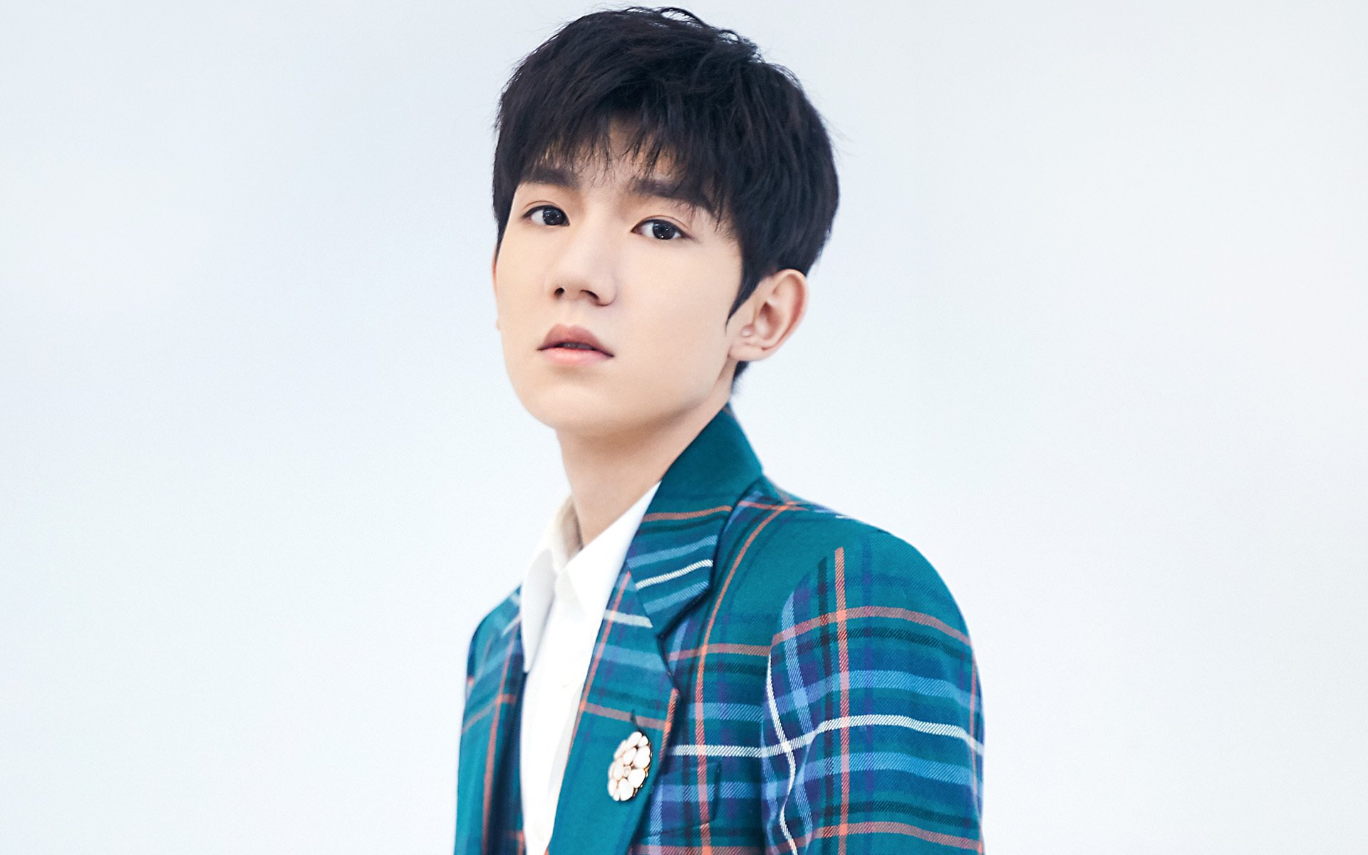 拜仁慕尼黑客场-战胜奥格斯堡,莱万破门,拜仁慕尼黑记录