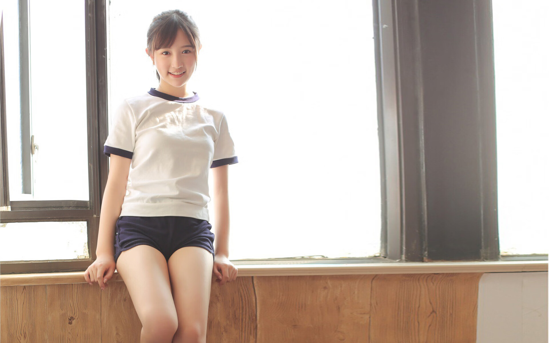 曼联后卫因伤缺席关键欧冠比赛,球队备战受影响,曼联欧冠阵容